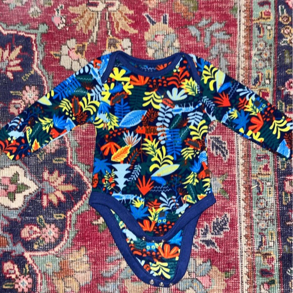 MEC onesie - Picture 1 of 2